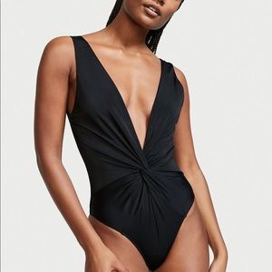 COPY - Victoria’s Secret twist plunge one-piece swim suit